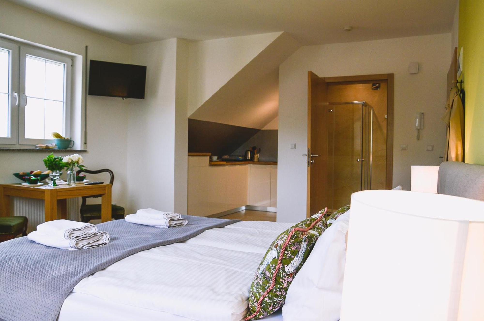 Apartamenty Agroturystyczne Papiernia Niedzwiedz ภายนอก รูปภาพ