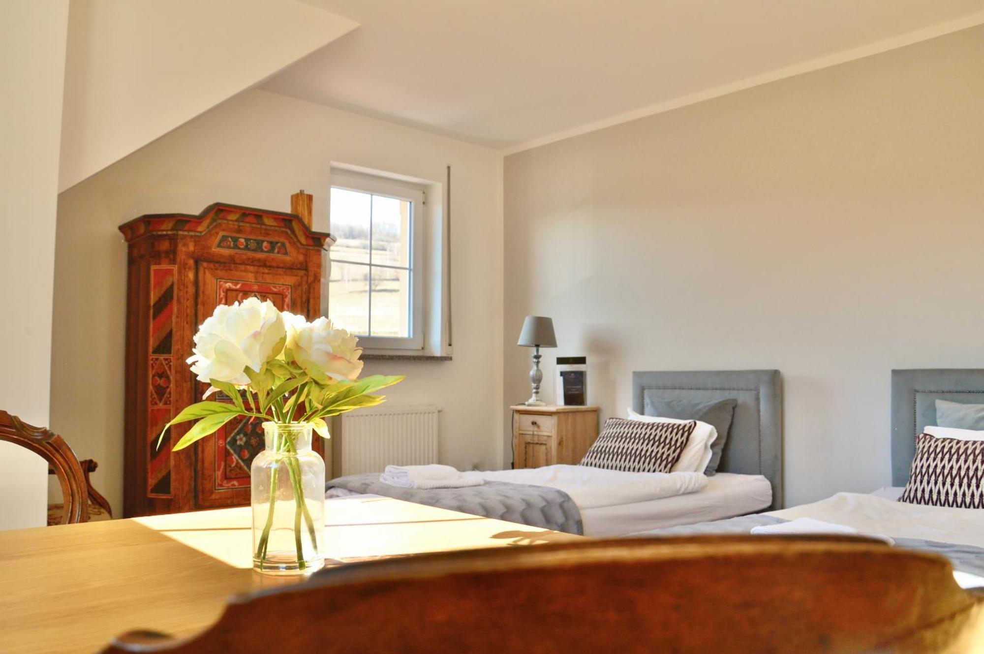 Apartamenty Agroturystyczne Papiernia Niedzwiedz ภายนอก รูปภาพ